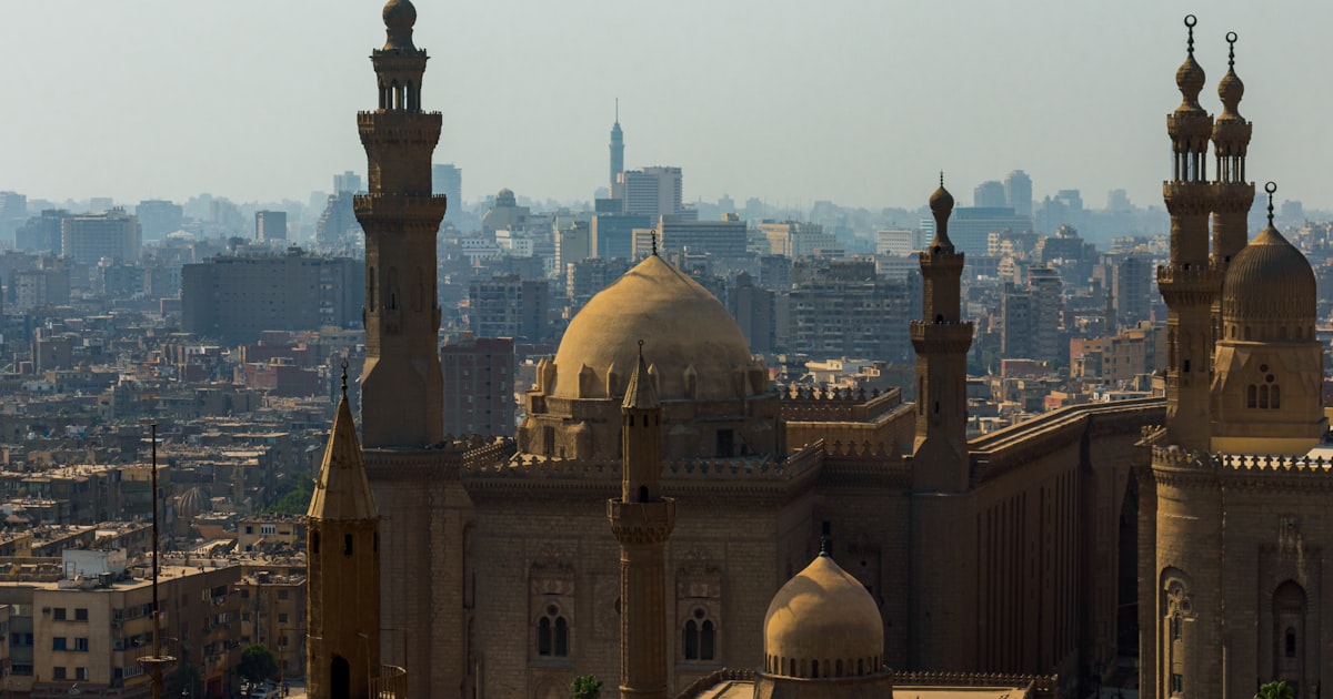 Egyptian Pound Rises as Non-Oil Exports Drive Economic Diversification