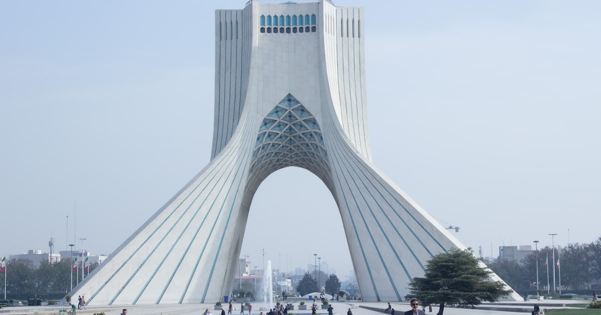 كيف يفتح الاتفاق الأمريكي الإيراني أبوابًا دبلوماسية جديدة في الشرق الأوسط